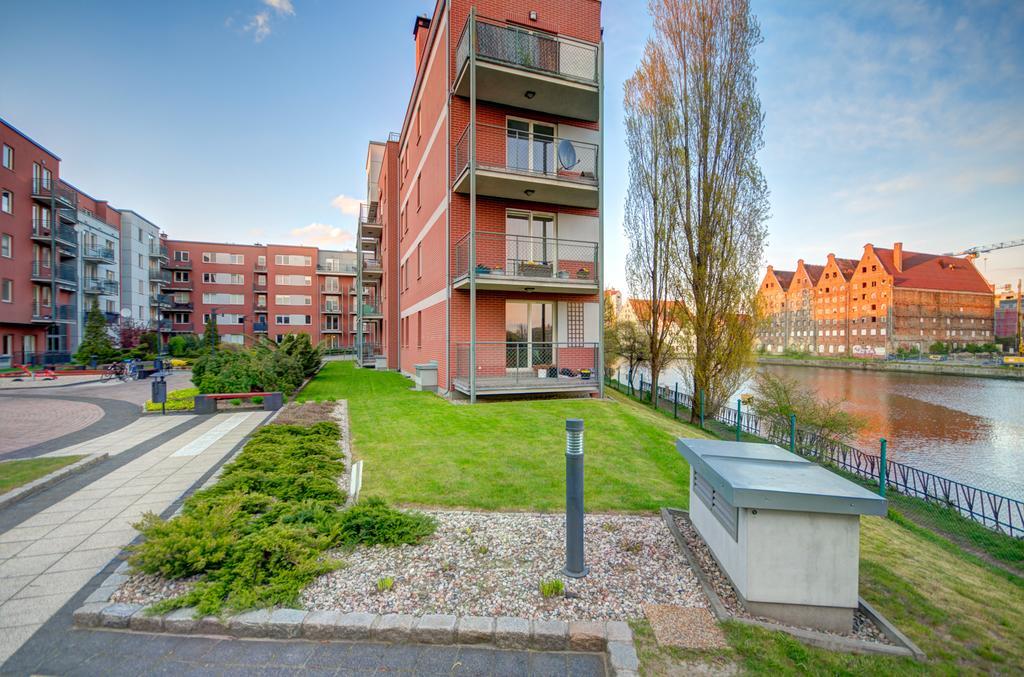 Dom & House - Apartamenty Kamienice Nad Motlawa Гданськ Номер фото
